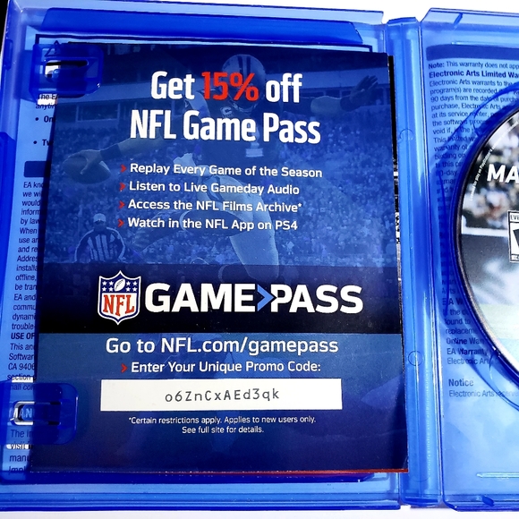 Madden 17 EA Sports NFL Game. PS4 - Picture 11 of 16